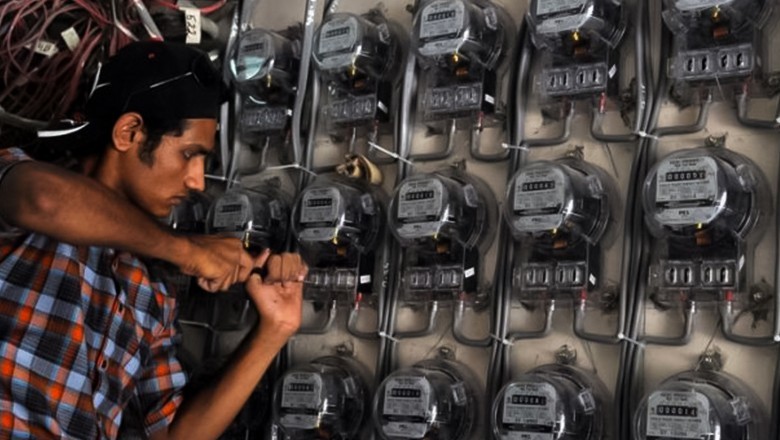 Fixed power charge to be levied per kW, not per connection