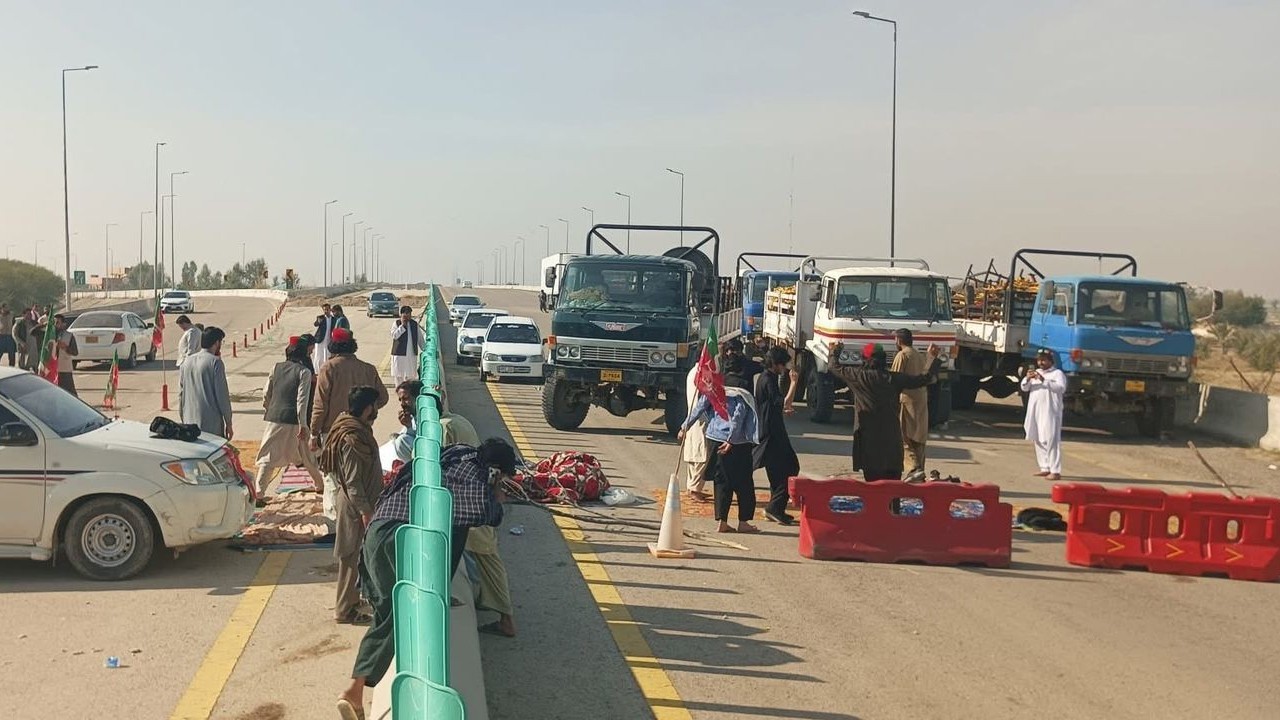 Roads reopened across Khyber Pakhtunkhwa following PHC orders