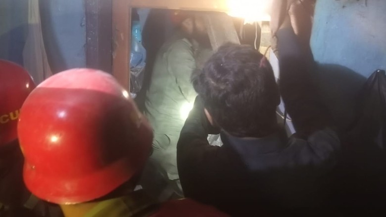 Ten dead after blast caused by gas leakage in Soldier Bazaar residential building