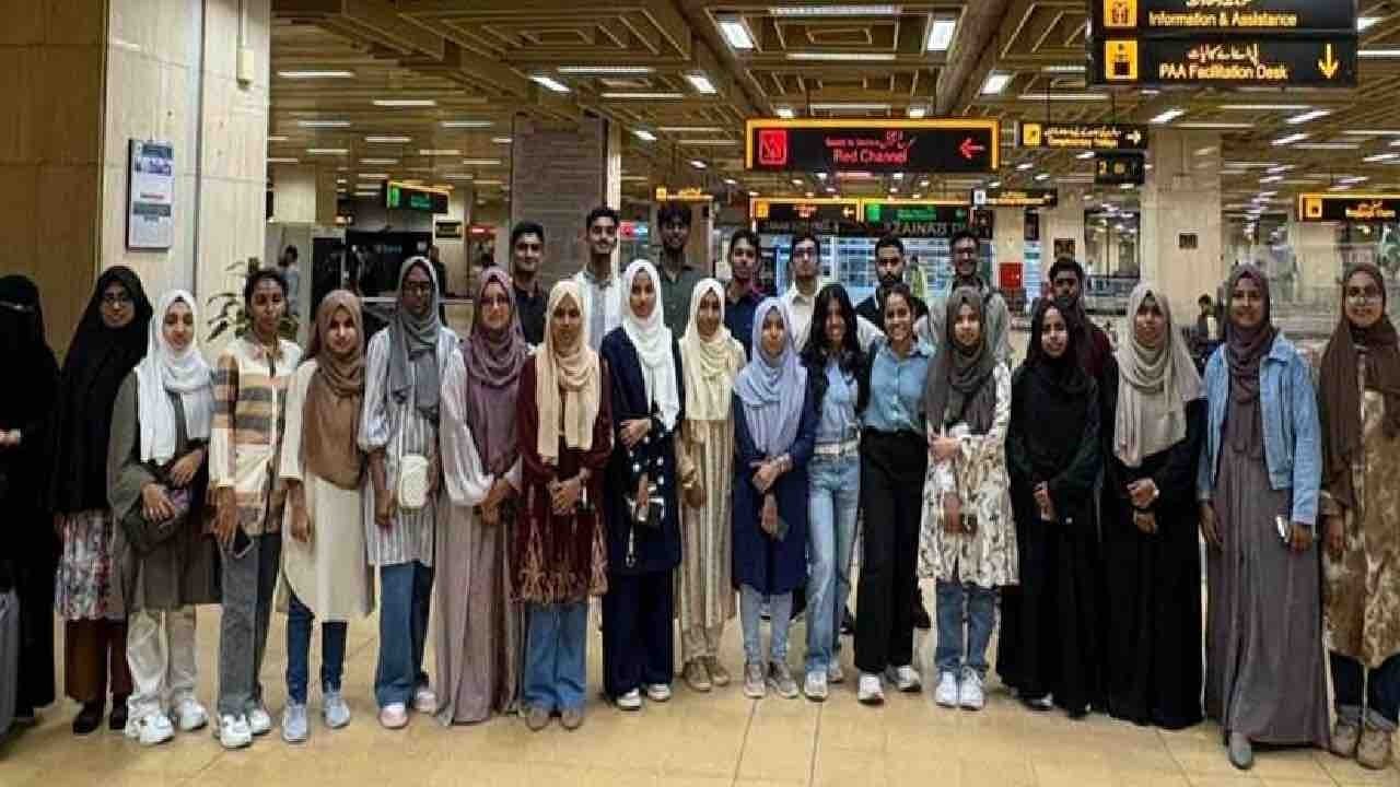 25 Srilankan students arrive in Pakistan for higher studies