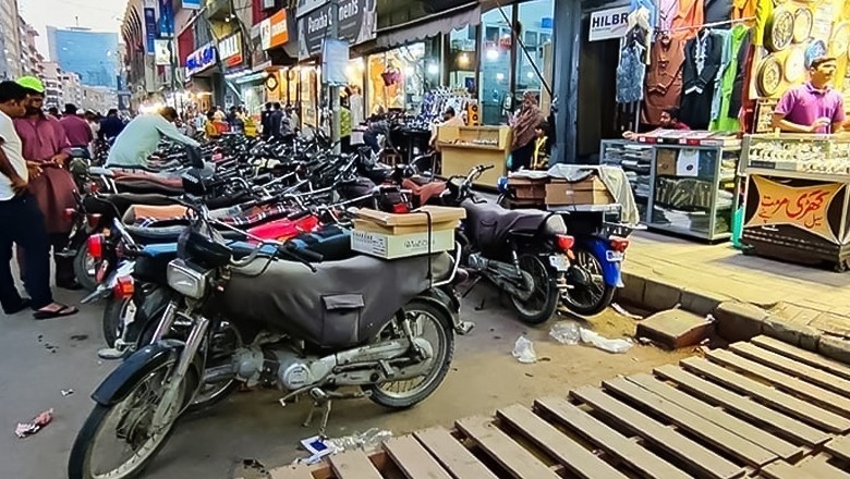 Karachi orders fines via photos instead of towing motorcycles from no-parking areas