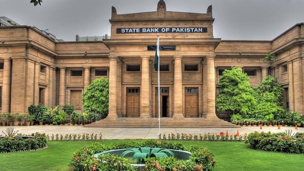 Teenagers can now independently own and manage bank accounts: SBP