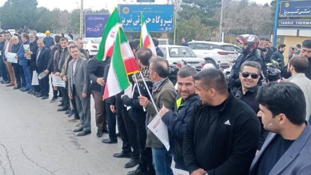 Iranians form human shields at power, other infrastructure sites amid Trump’s threats