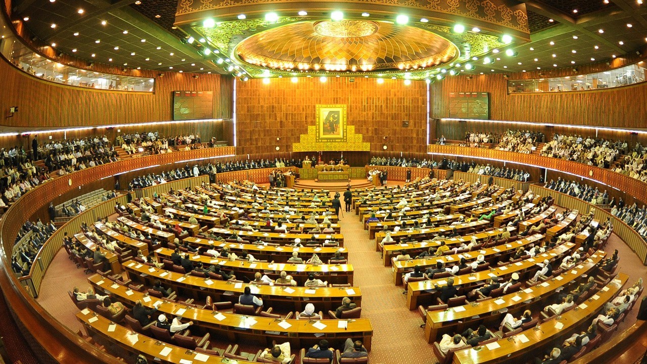 Opposition backs govt's peace efforts