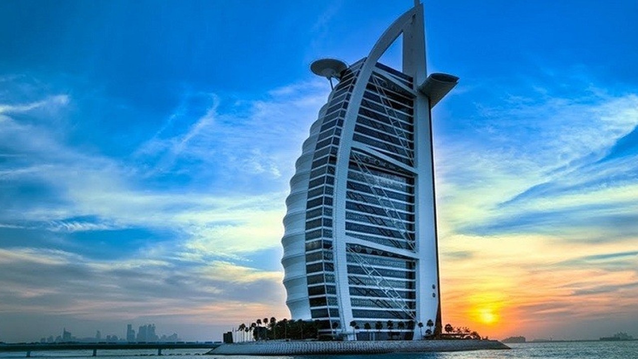 Dubai's Burj Al Arab hotel to close for 18-month renovation