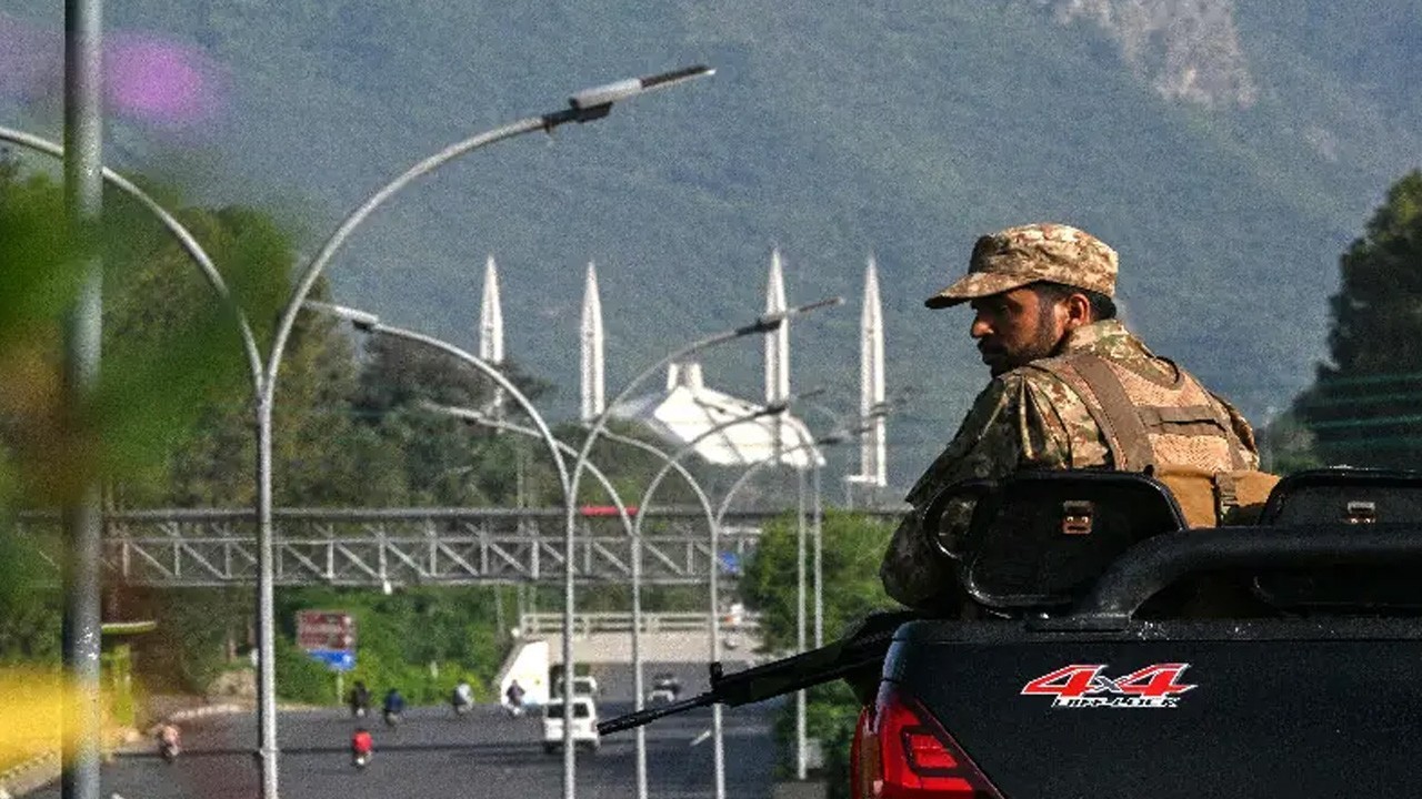 Islamabad district administration sets new closing timings for businesses