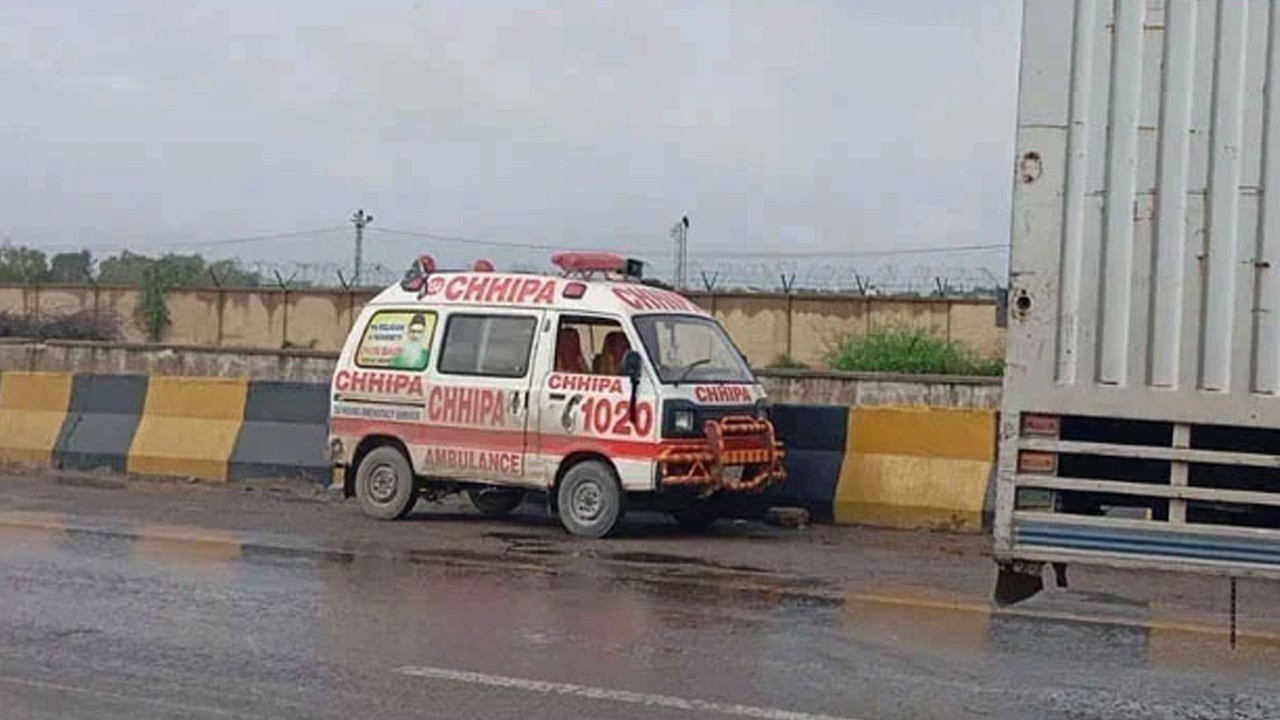 Karachi: Toddler dies after falling into underground water tank in Bin Qasim Town