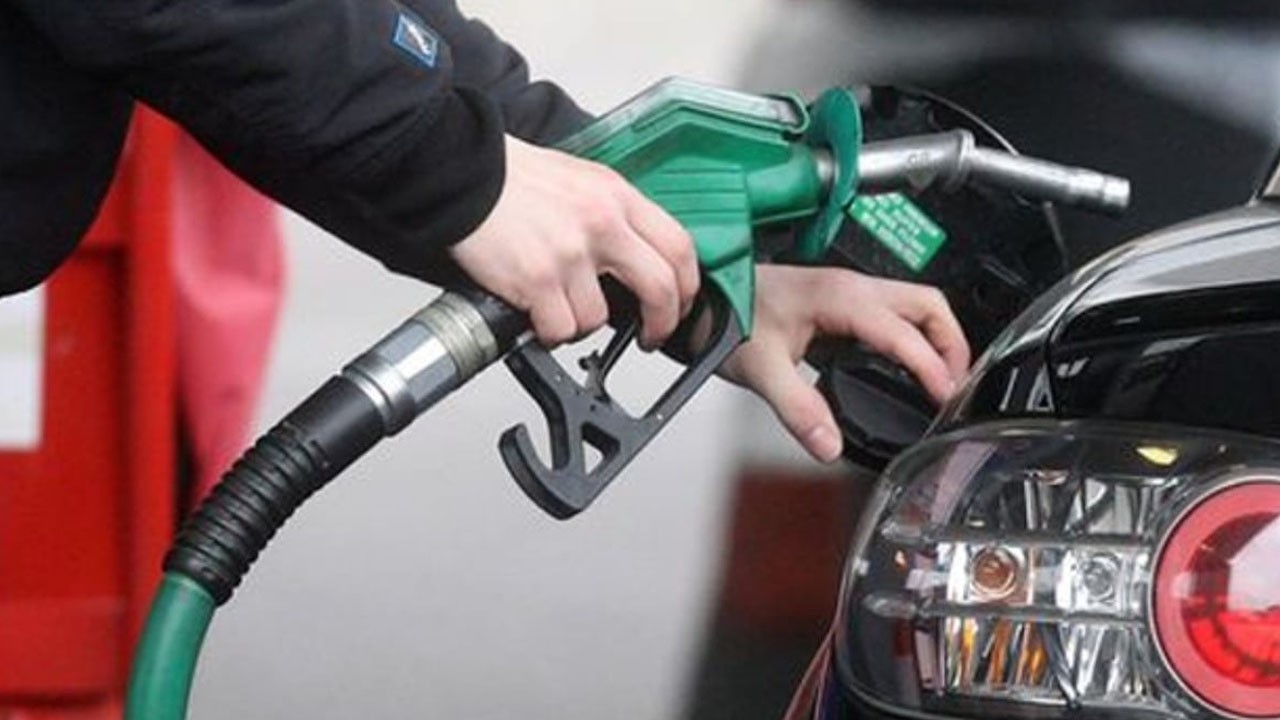 Govt hikes petrol price by Rs14.92, high-speed diesel by Rs15