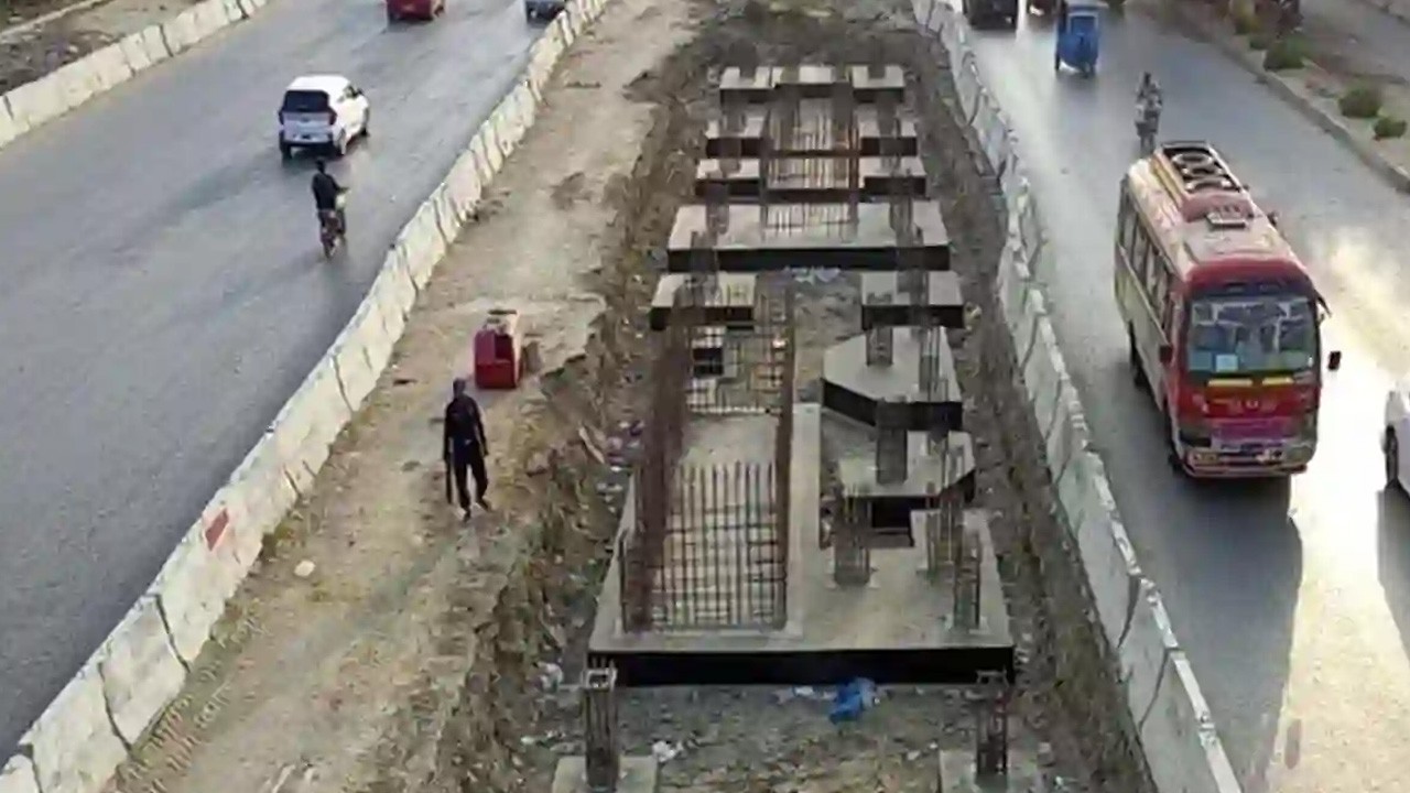 Sindh cabinet approves emergency measures to speed up Karachi BRT Red Line project