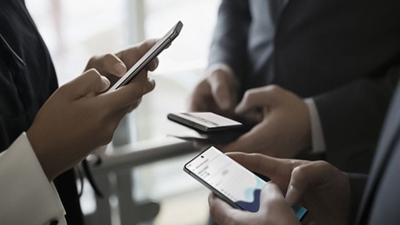 Mobile users in Pakistan face 37pc telecom taxes, report says