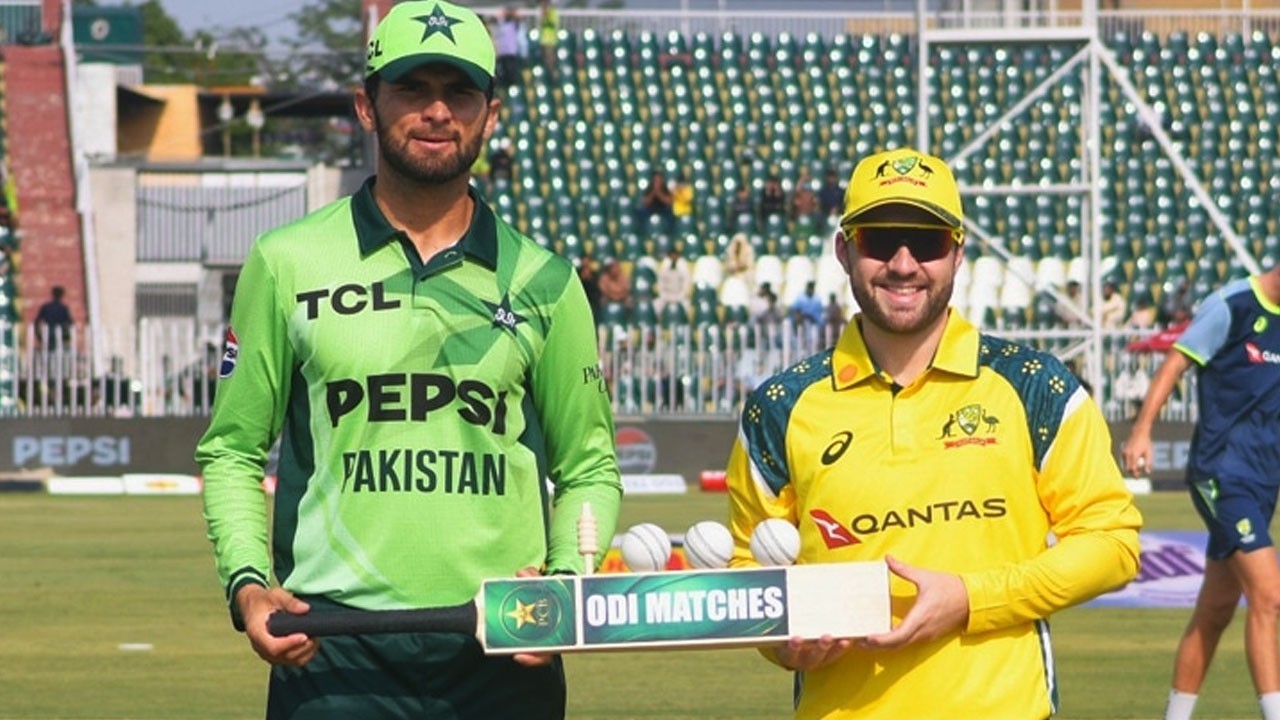 Pakistan become third team to reach 1,000 ODI milestone