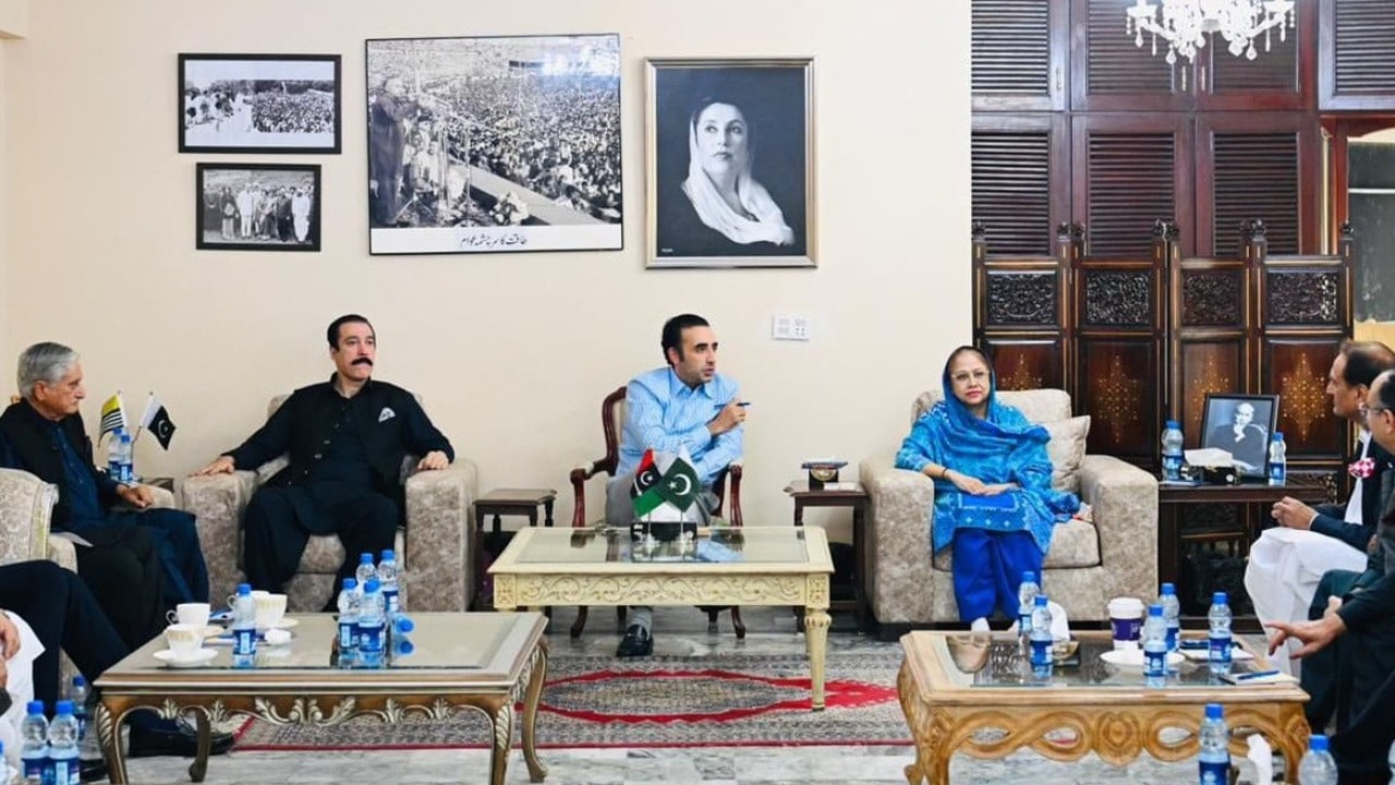 Bilawal to meet PM Shehbaz over AJK situation, calls for dialogue to resolve crisis