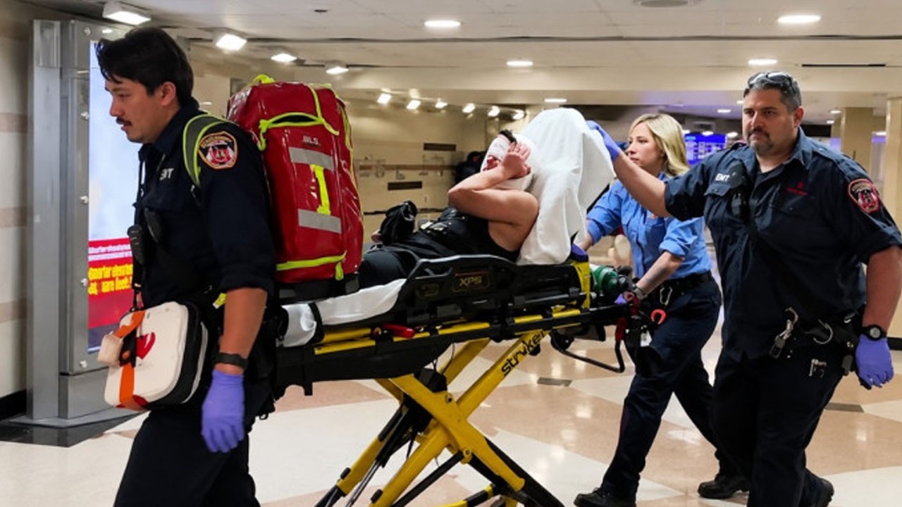 Five injured in stabbing at New York's Penn Station: fire dept