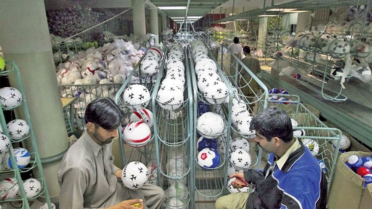 Sialkot emerges as major e-commerce hub