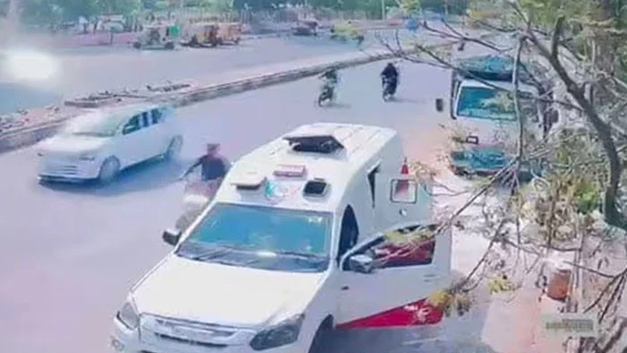 Rs300 million cash van heist: Driver, 2 security guards held for questioning