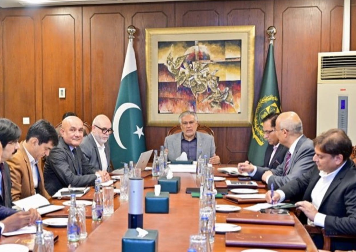 Govt decides to end fuel subsidies after sharp decline in global oil prices