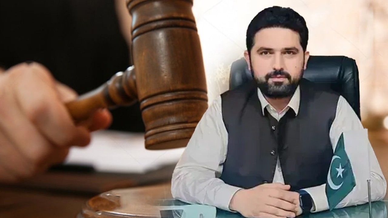 Non-bailable warrants issued for arrest of KP CM in PECA case