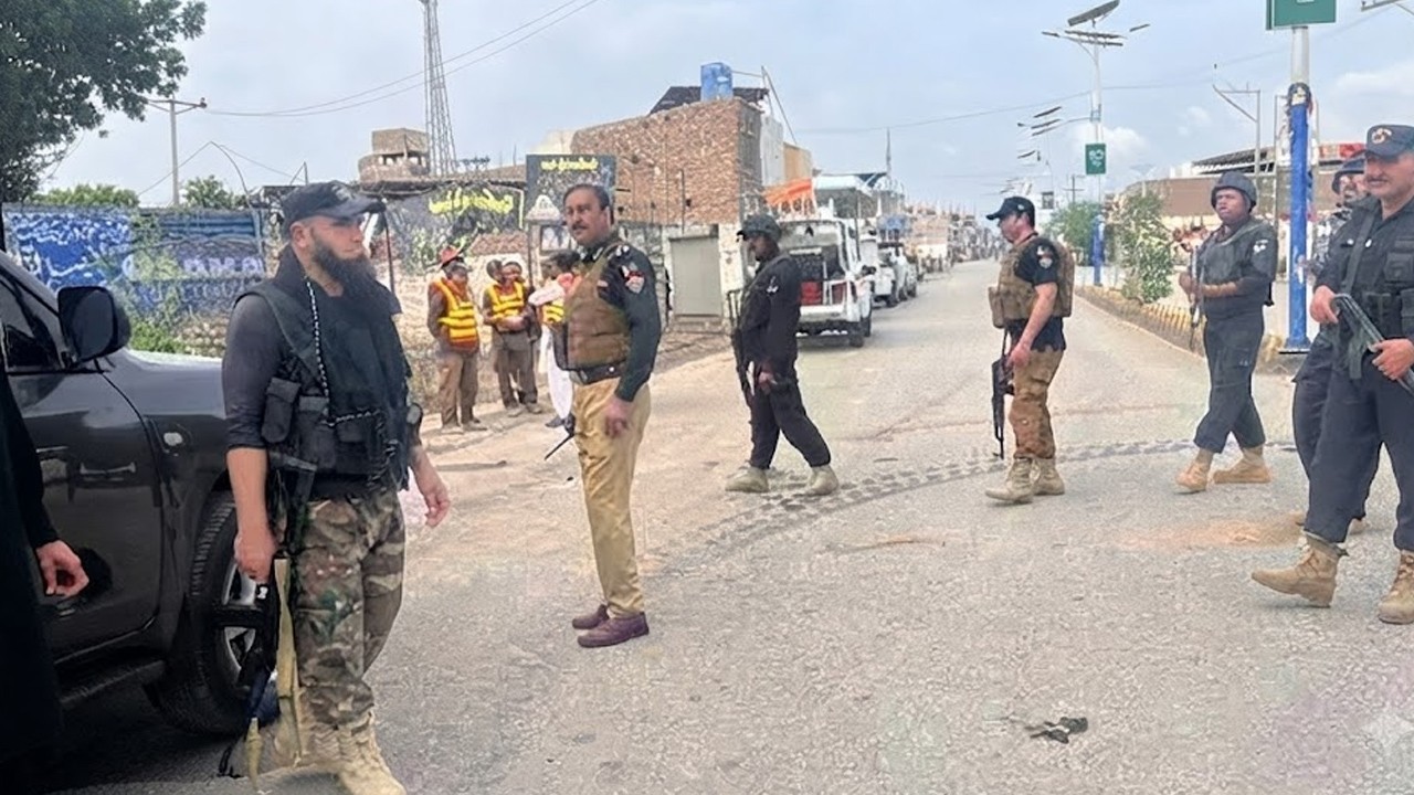Terrorists’ attempt to blow up girls' school, bridge in KP's Bannu foiled