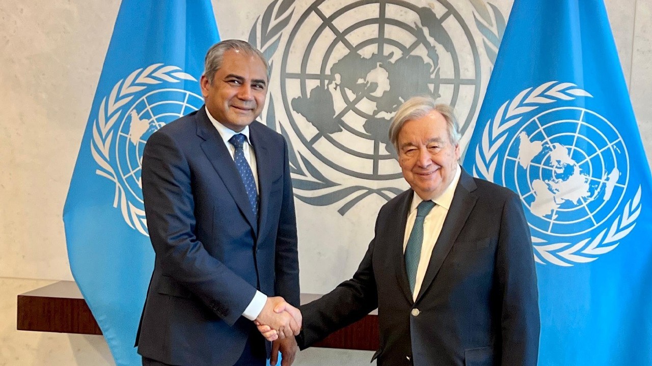UN chief praises Pakistan’s peace efforts during meeting with Mohsin Naqvi in New York