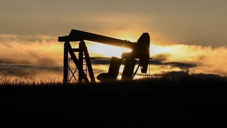 Oil heads for weekly surge as US-Iran tensions rattle global markets