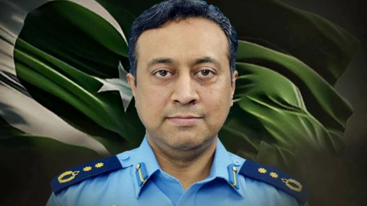 Online weapon delivery to Islamabad exposed in Group Captain Asim Tariq murder probe