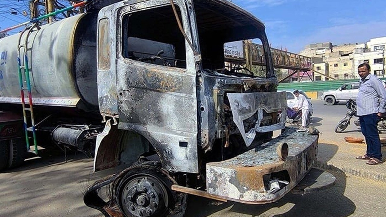 Motorcyclist killed after being hit by tanker in Karachi; vehicle set ablaze