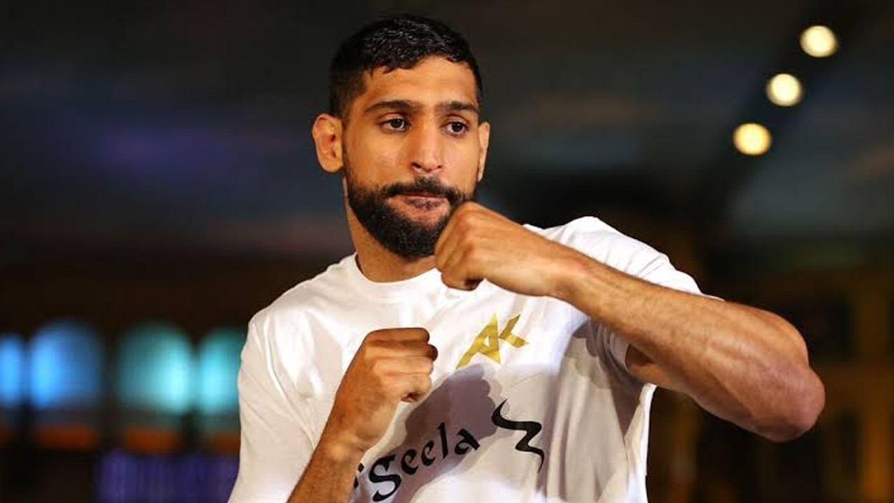 Boxer Amir Khan hints at joining politics