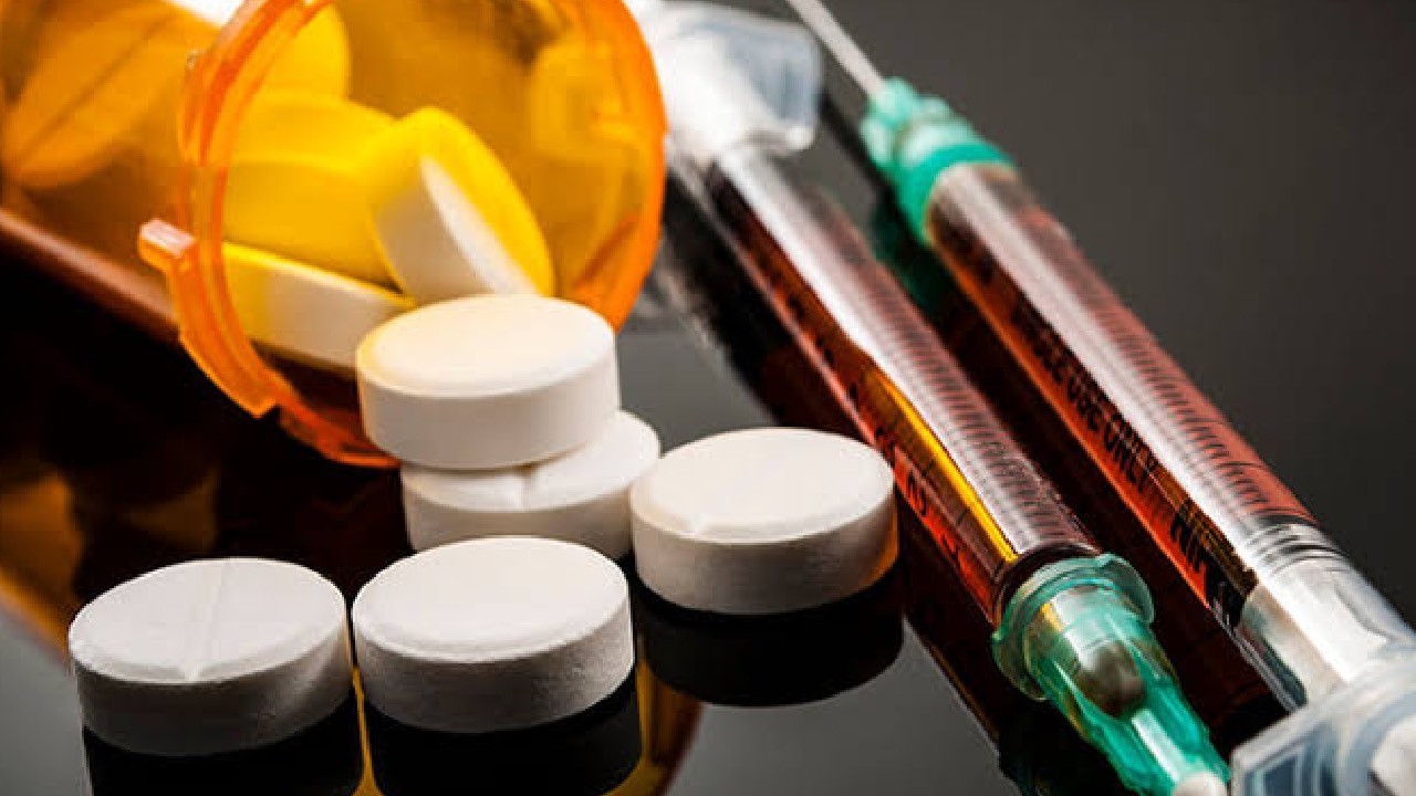 Sindh Drug Testing Lab flags nine cancer medicines as fake, substandard, unregistered
