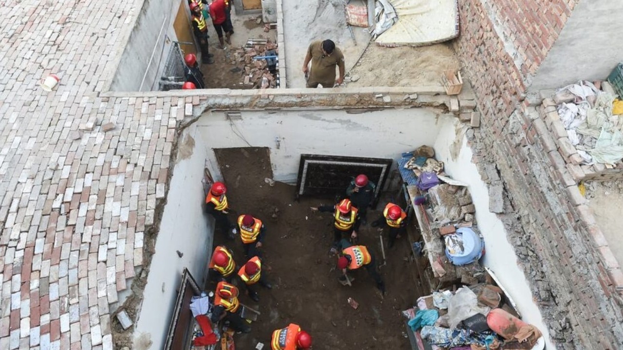 Building collapses expose weak urban oversight in Lahore