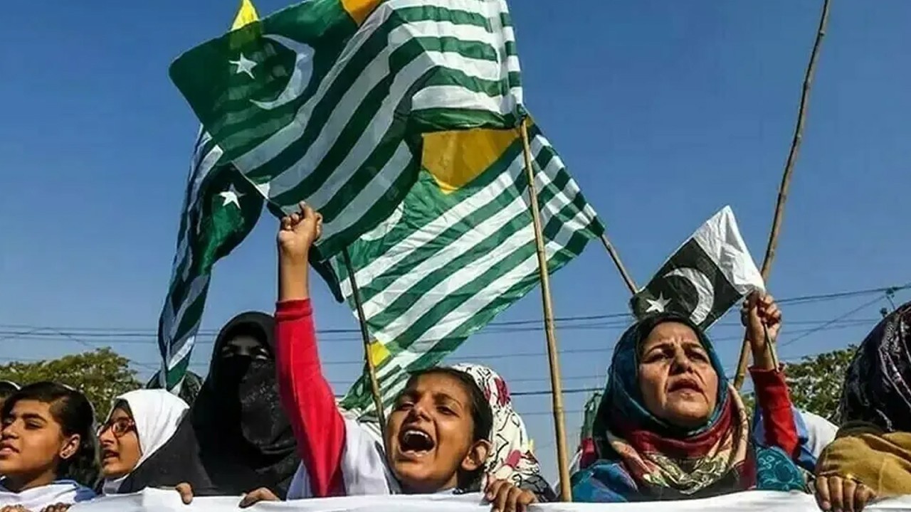 Pakistan reaffirms Kashmir support on Youm-e-Istehsal