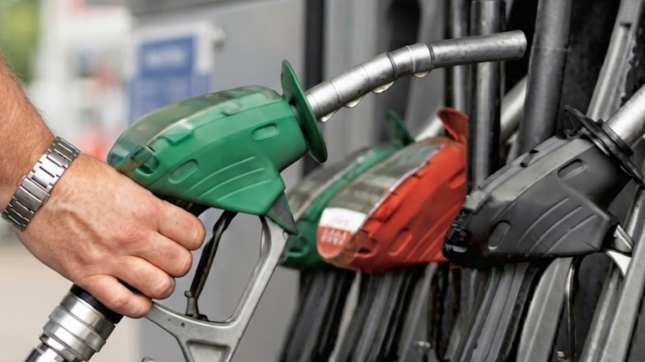 Govt keeps petrol, diesel prices unchanged
