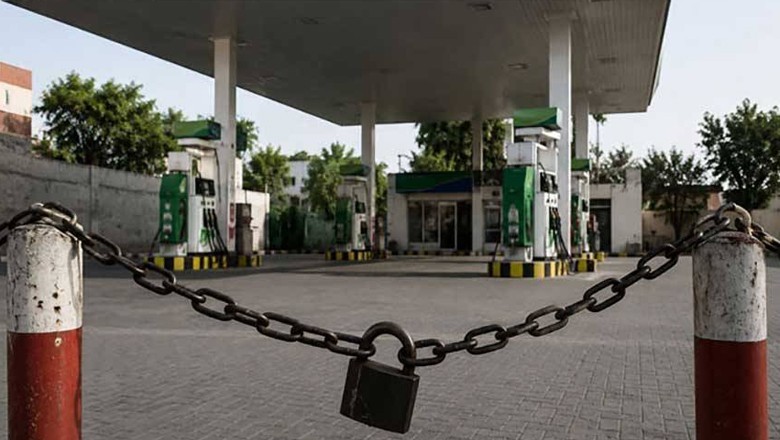 Petroleum dealers to shut pumps from Aug 15 as talks fail
