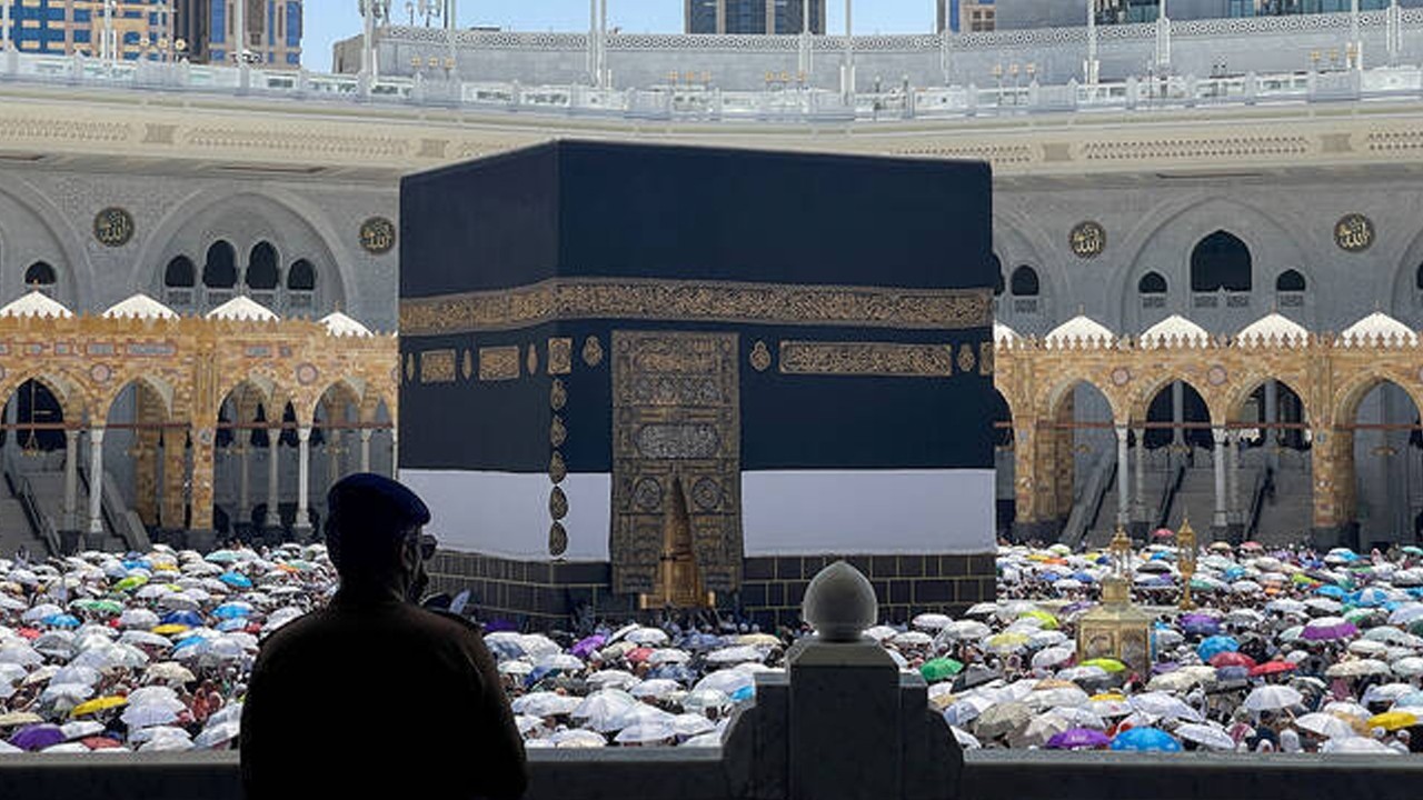 Hajj installment payment process begins