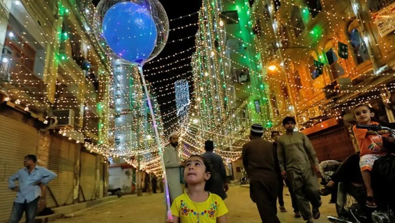 Federal govt declares public holiday on Eid Milad-un-Nabi