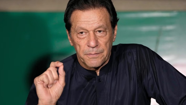Cricketers appeal to PM Shehbaz for Imran's treatment in line with Supreme Court directives