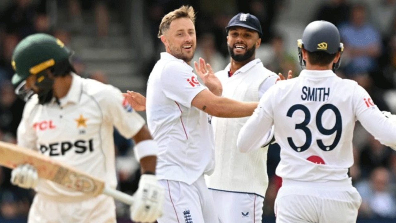 England beat Pakistan by 194 runs at Lord’s, take 2-0 series lead