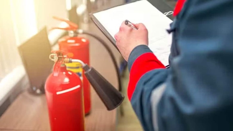 PIMS, Polyclinic among 48 medical centres fined over fire safety in Islamabad