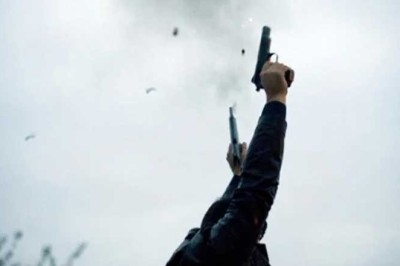 کراچی کی اندھی گولیوں نے 17 سالہ لڑکی کی جان لے لی، دو علیحدہ واقعات میں بچیاں زخمی