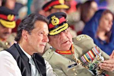 سائفر کیس، جنرل باجوہ کو بطور گواہ شہادت کیلیے بلوایا جائے، عمران خان