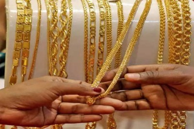 سونے کی قیمت میں ایک بار پھر اضافہ، قیمت 2 لاکھ 17 ہزار سے متجاوز