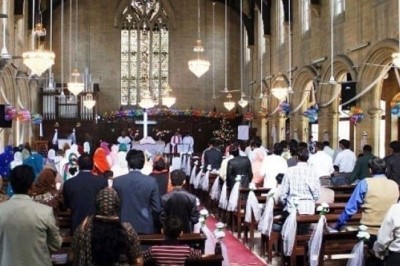 پاکستان سمیت دنیا بھر میں کرسمس کی تقاریب