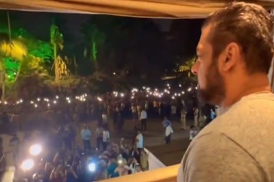 سلمان خان کو 58ویں سالگرہ کی مبارک باد دینے ہزاروں مداح پہنچ گئے، ویڈیو دیکھیں