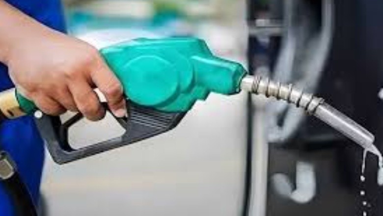 حکومت نے پیٹرول کی قیمت سے متعلق اعلان کردیا