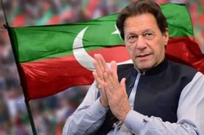 باجوہ نے پیٹھ میں چھرا گھونپا، ہمارے پاس ابھی پلان سی بھی موجود ہے، عمران خان