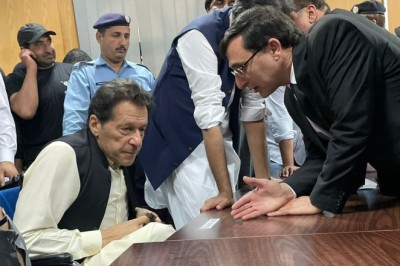 پی ٹی آئی قیادت اور کارکنوں میں اختلافات، بیرسٹر گوہر نے اہم ہدایت جاری کردی