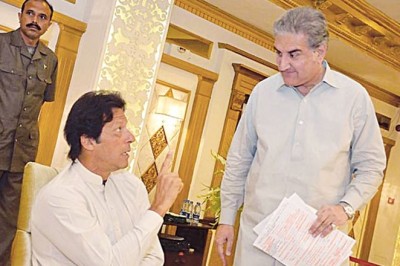 شاہ محمود قریشی عمران مخالف گروپ بنانا چاہتے تھے، ہم نے معذرت کی، سابق رہنما کا انکشاف