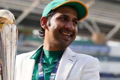 سرفراز احمد نے دل برداشتہ ہوکر ملک چھوڑ دیا