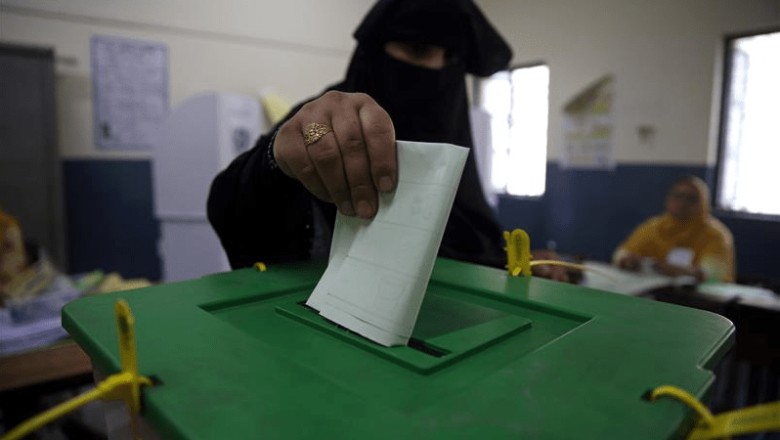 امیدوار کے انتقال کے باوجود دو حلقوں میں انتخابات کروانے کا اعلان