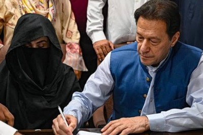 توشہ خانہ کیس میں عمران خان اور بشری بی بی کو 14، 14 سال قید