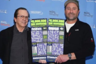 ایک جیسےٹکٹ والے 2امریکی شہریوں نے 10 لاکھ ڈالر والی لاٹری جیت لی